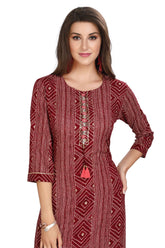 Rayon Knee Length Straight Cut Kurti with Round Neck and Embroidery Patch Work